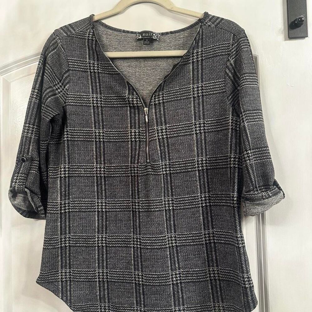 Naif Women's Grey Plaid Blouse